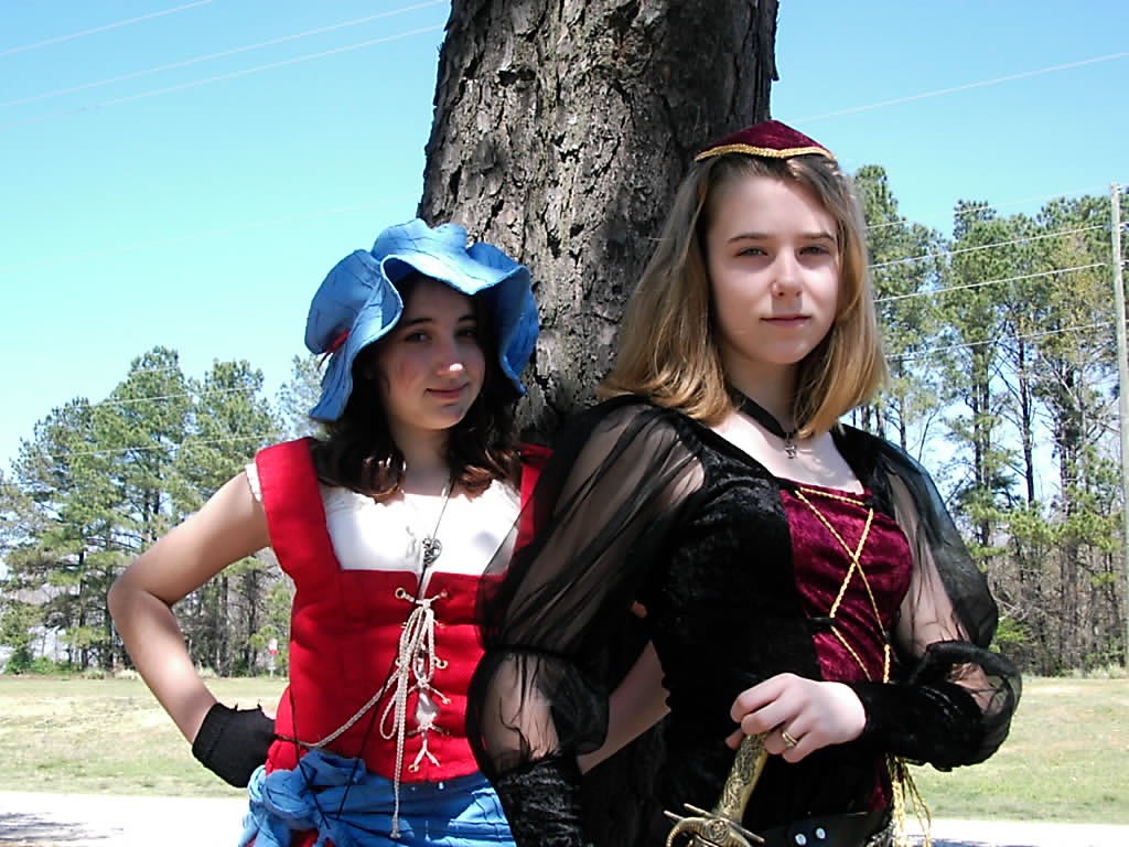 ./2006/Renaissance Fair/RenFaireApr2Tara0006.JPG